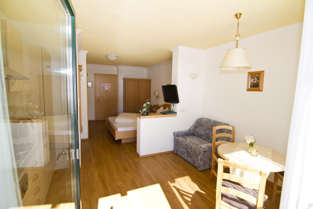 אוברגורגל Appartment Pillerhof חדר תמונה